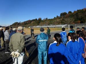 荒川施肥活動の写真1 荒川施肥活動の写真1