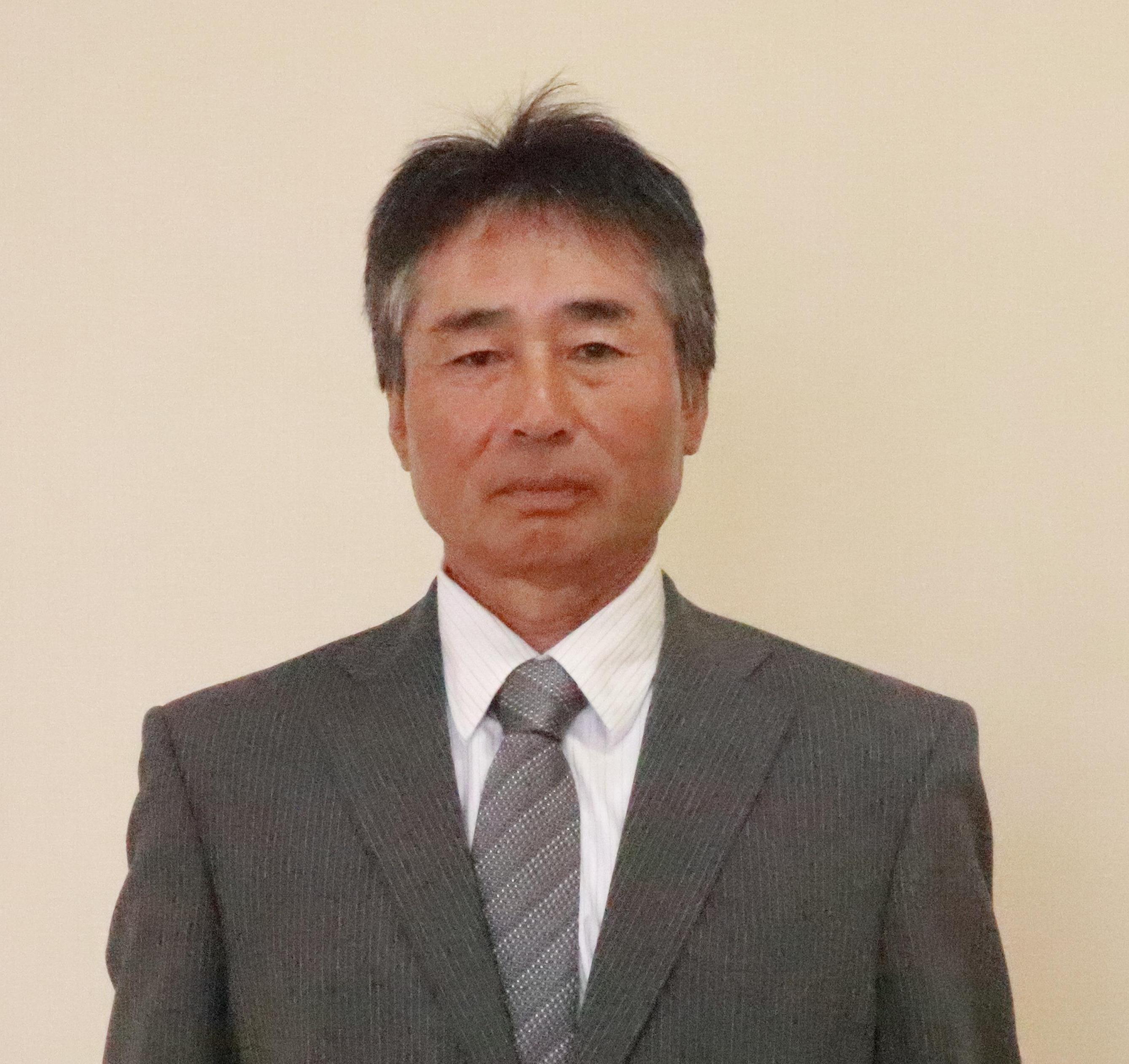 イシツカヨシオ イシツカヨシオ