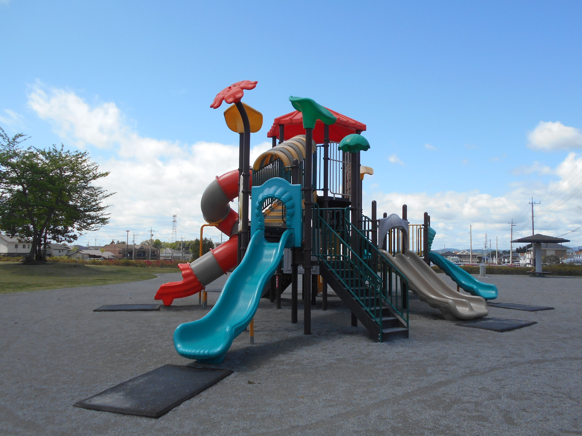 近隣公園隣接地の写真 近隣公園隣接地の写真