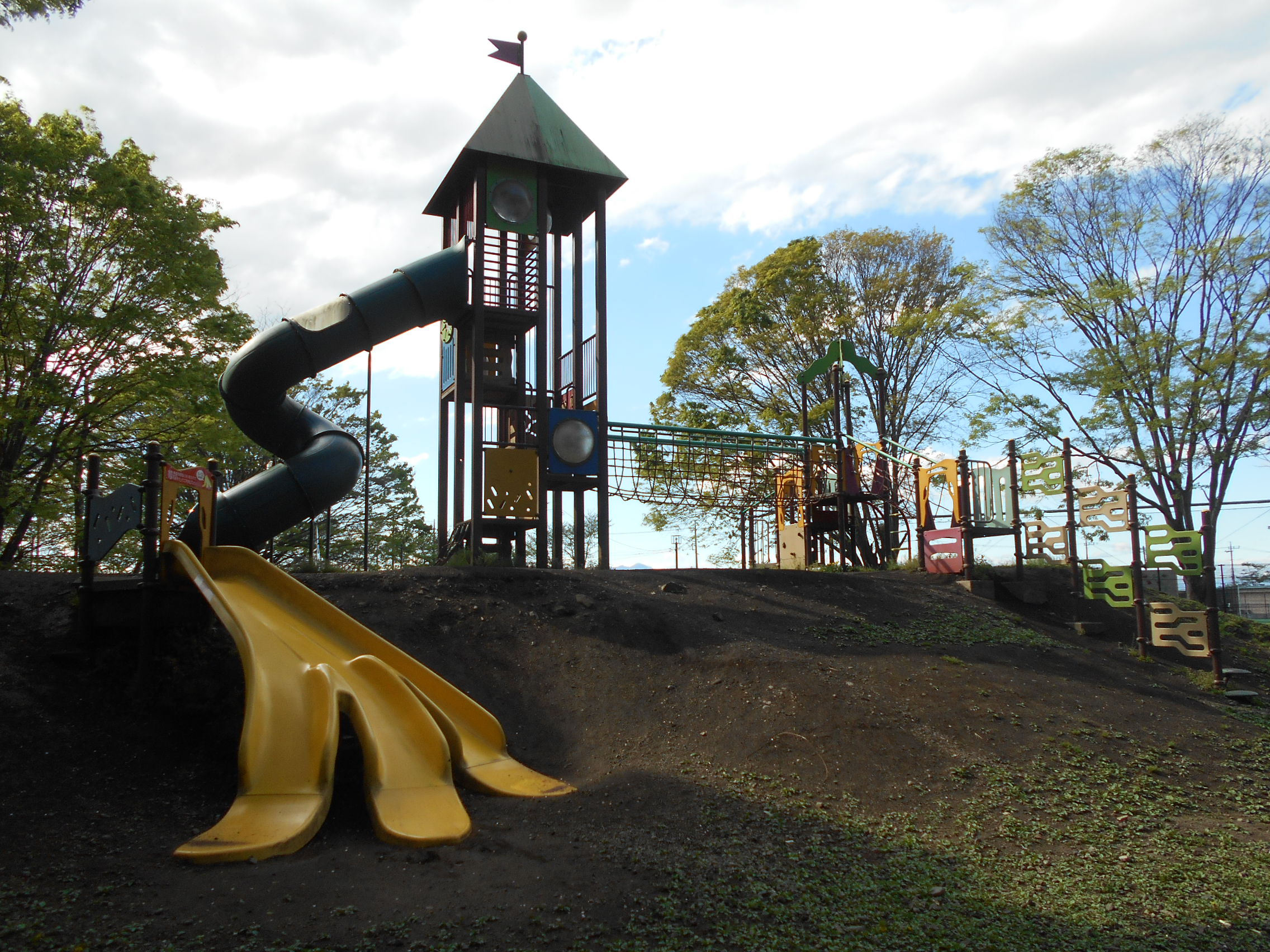 総合公園遊具写真 総合公園遊具写真