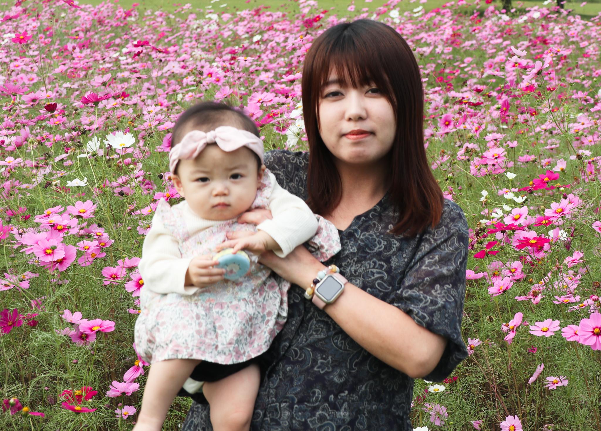 お母さんと赤ちゃんの写真（3）