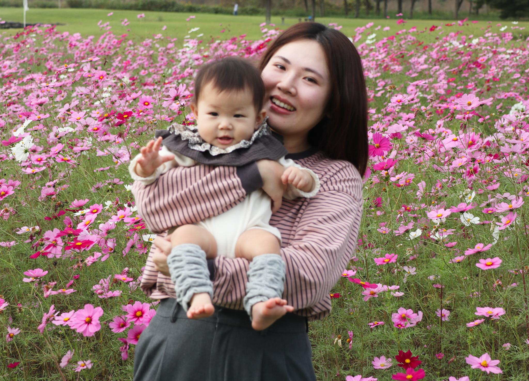 お母さんと赤ちゃんの写真（6）